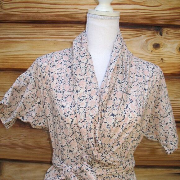 Caron Callahan Julien Floral Wrap Top - Picture 4 of 9